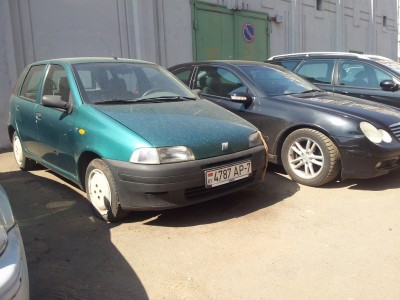 2013.04.23 14-02-14 Fiat на Гинтовта, справа, 1024.jpg