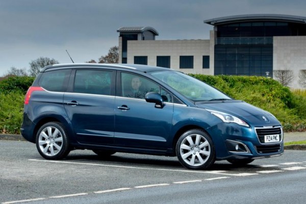 Peugeot 5008.jpeg