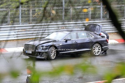 cf549042-2020-bentley-flying-spur-crashed-at-the-nurburgring-2.jpg