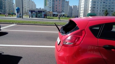 22016.08.27 Ford Fiesta в ДТП с автобусом 2.jpg